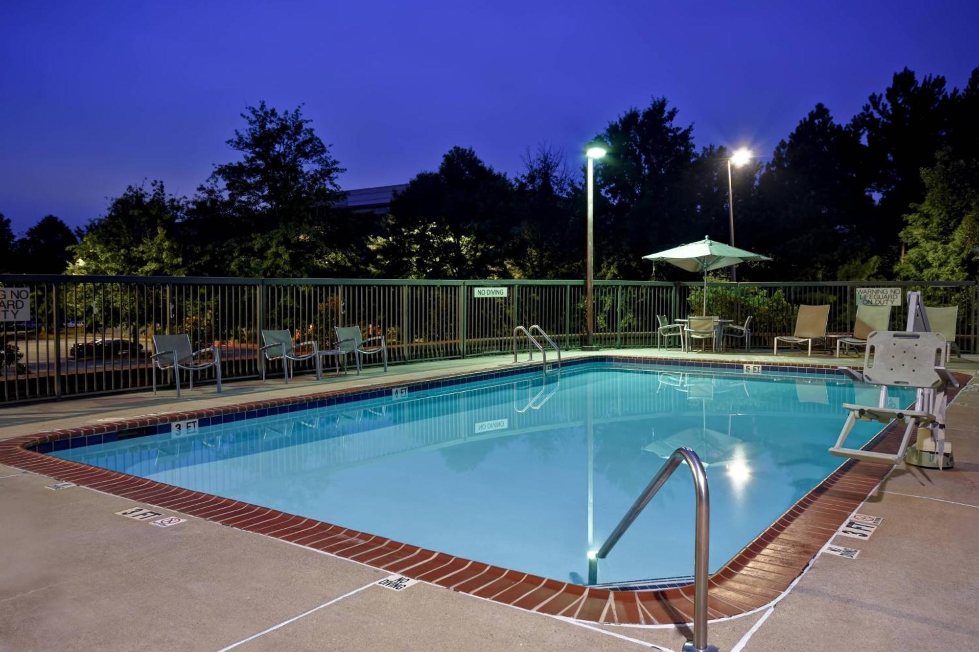 Springhill Suites By Marriott Atlanta Kennesaw Bagian luar foto