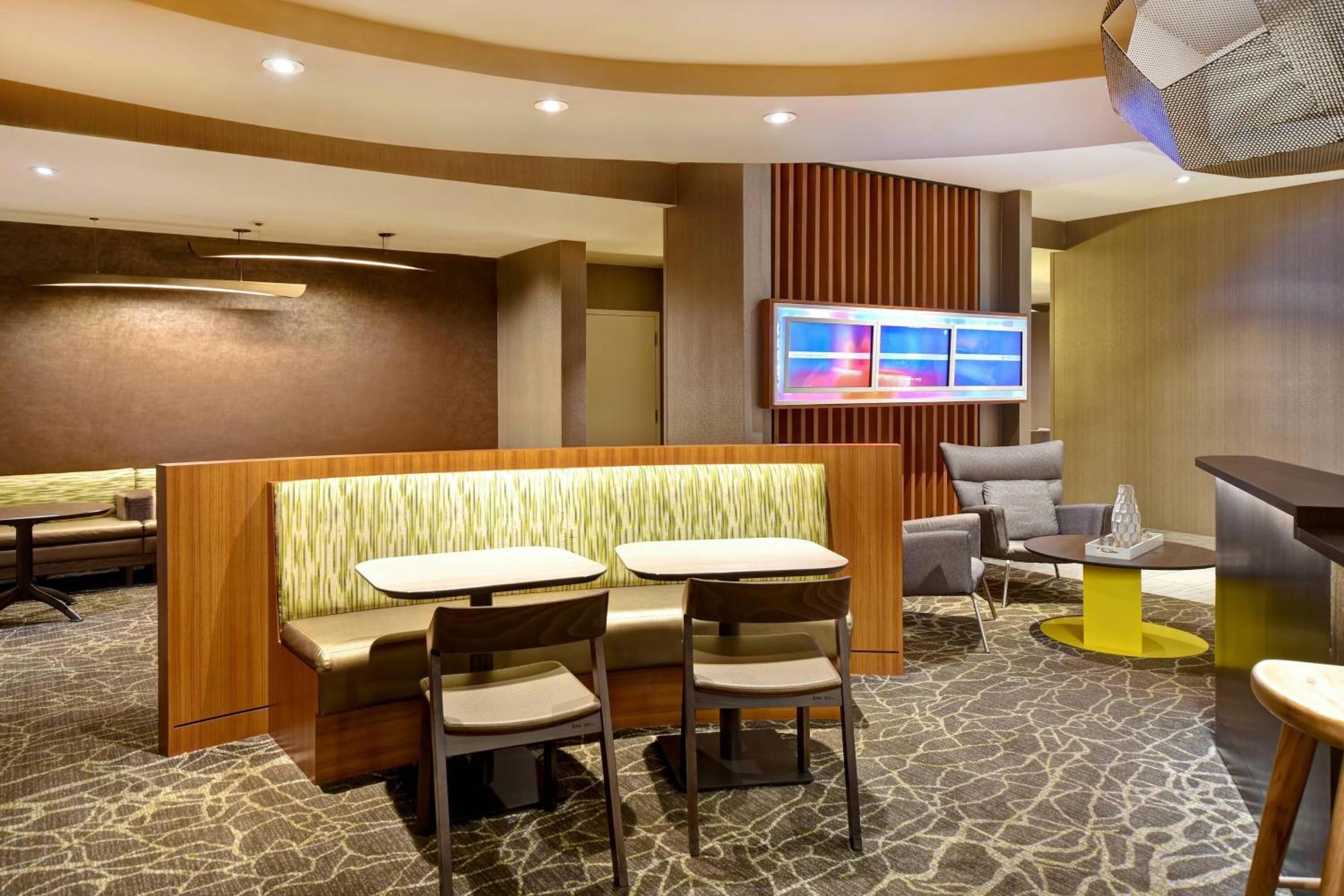 Springhill Suites By Marriott Atlanta Kennesaw Bagian luar foto