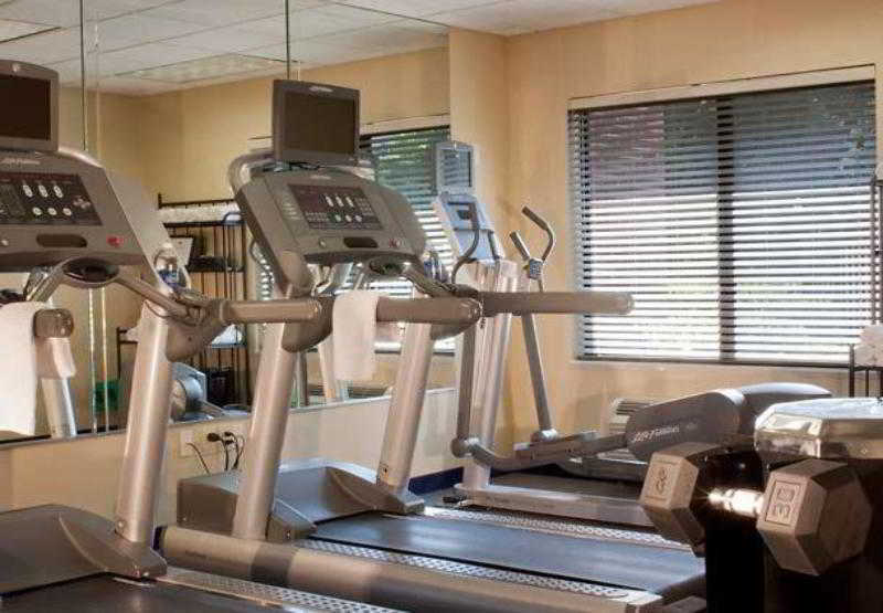 Springhill Suites By Marriott Atlanta Kennesaw Bagian luar foto